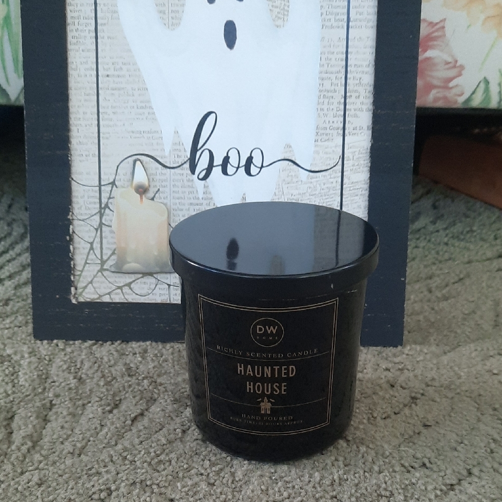 DW Home Haunted House Black Candle